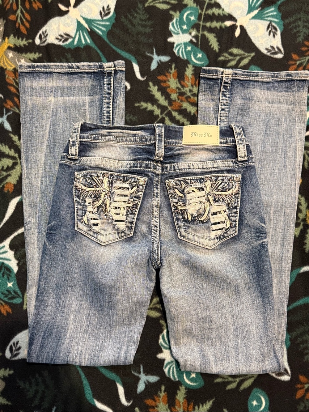 Miss Me Bootcut Jeans Embroidered Pockets Size 24